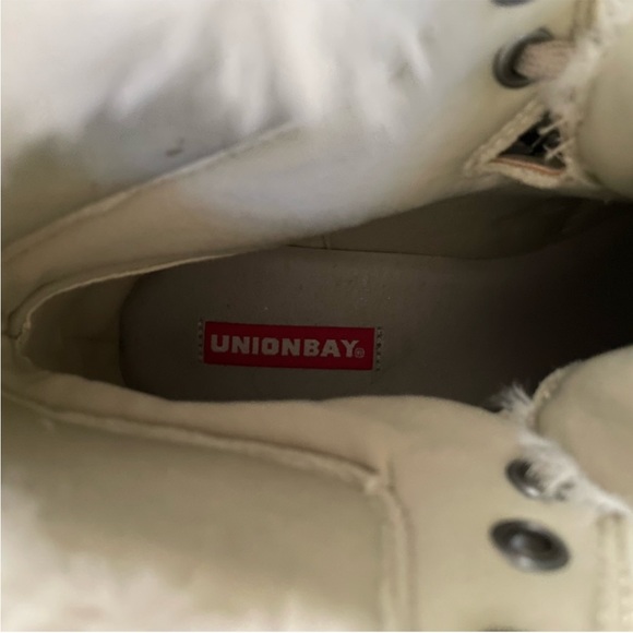 Union Bay Faux- Fur Lined Ankle Booties.  Size 8M
NEW WITHOUT BOX! - Picture 5 of 6